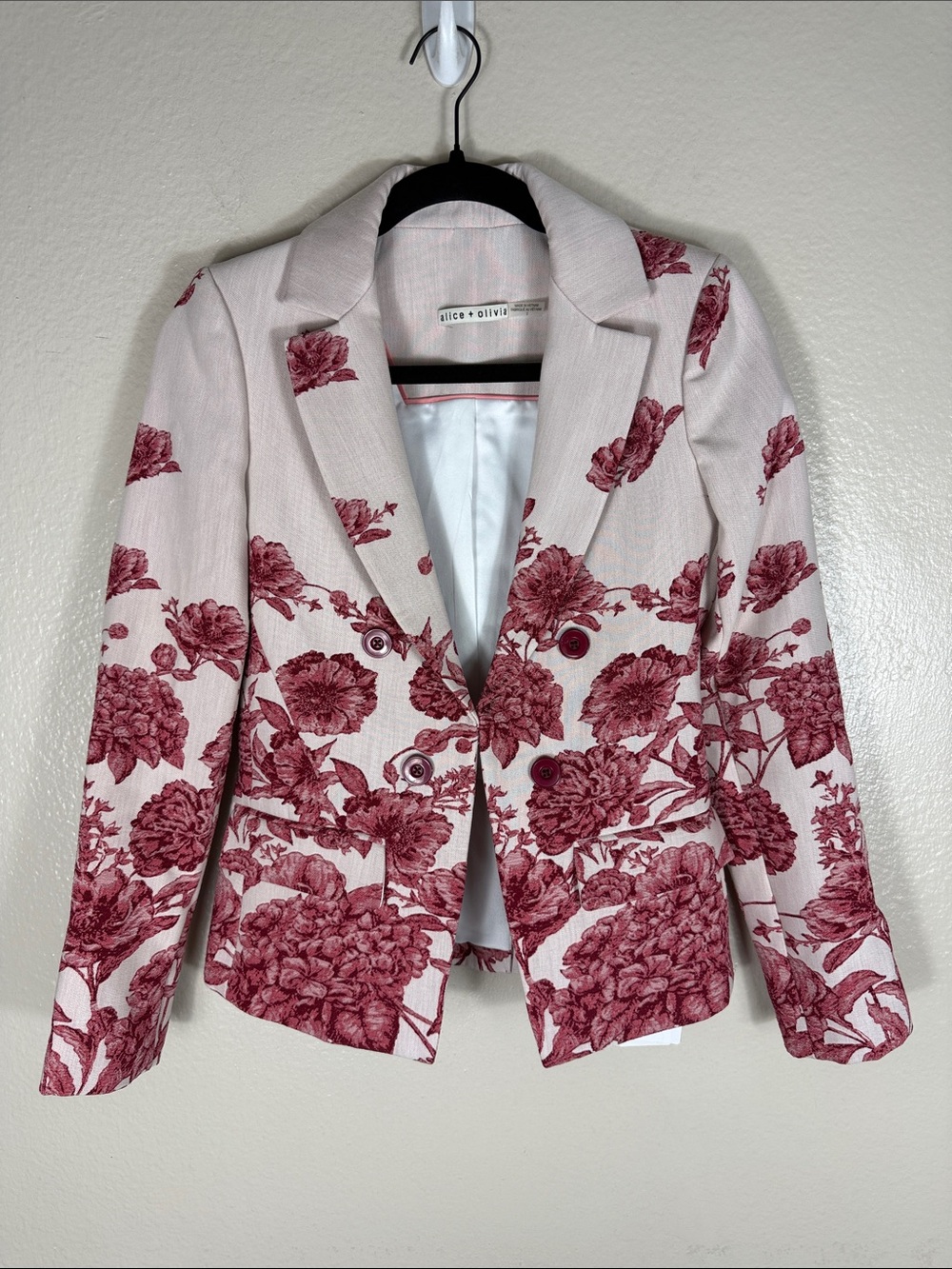 Alice & Olivia Mya Floral Jacquard Blazer - Picture 5 of 8